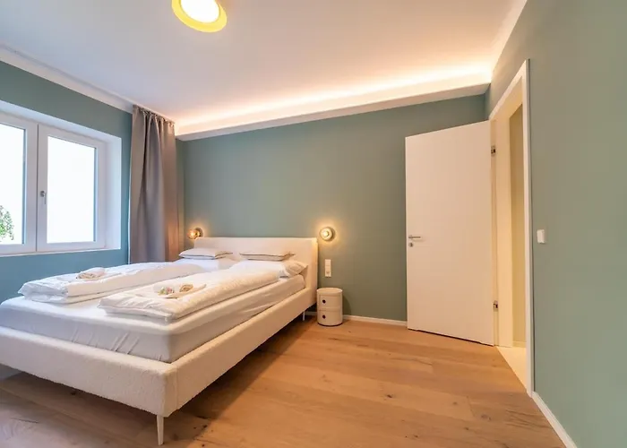 Josefs L Premium For Rent *